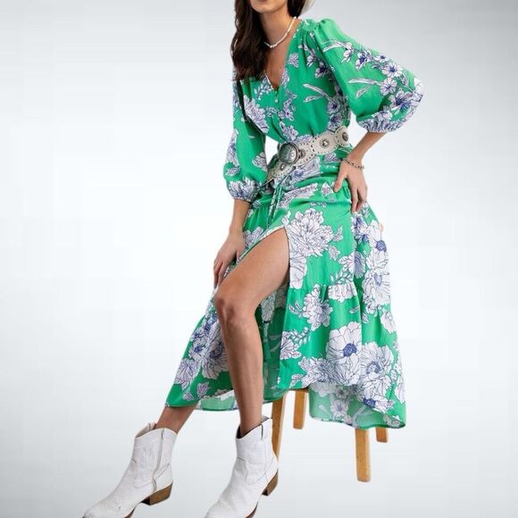 Size 1X Easel Los Angeles Floral Print Tiered Maxi Dress in Green - Picture 1 of 8